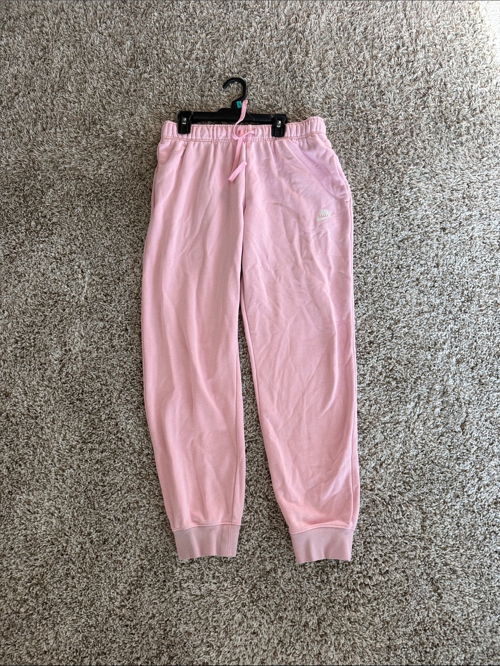 Nike Women’s Light Pink Jogger Sweatpants